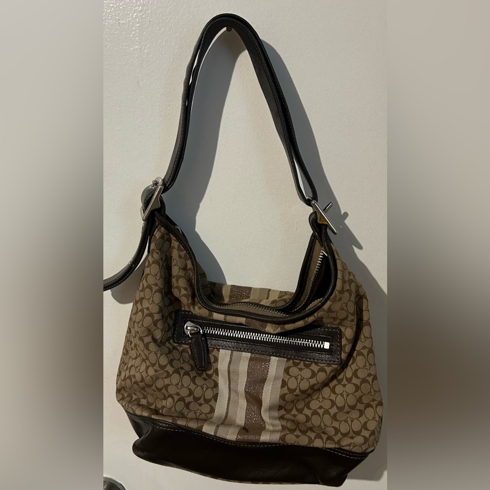 Coach handbag - Picture 2 of 4